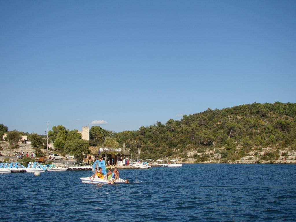 Camping La Grangeonne Esparron-de-Verdon Buitenkant foto